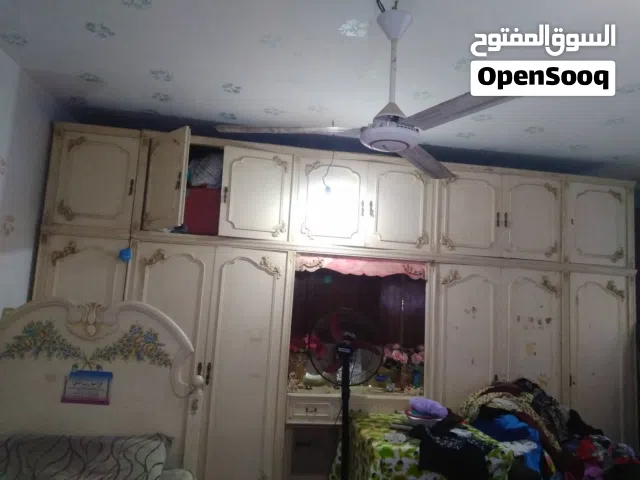 سرير ودريسينج و2كمود يمكن شراؤهم كل حاجه لوحدهها