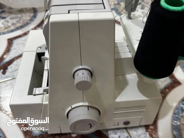 ماكنة اوفر خياطة جديد استخدام قليل جدا mima lock