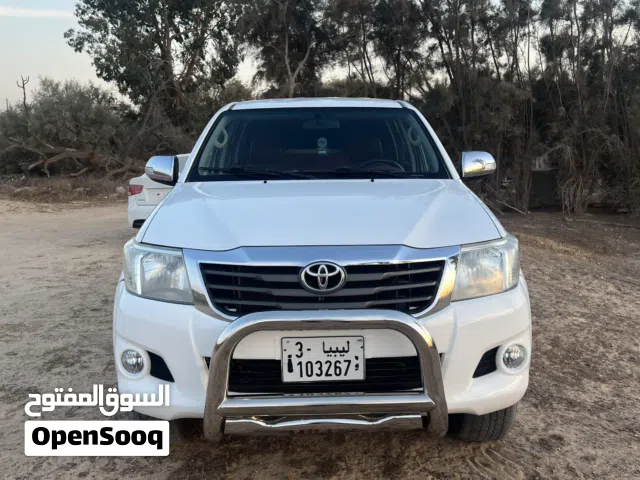 2012 Toyota Hilux Standard