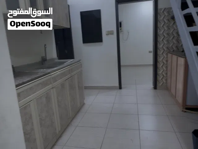 3 bedroom attached washroom villa sharing only Indians 160bhd with EWA and one parking