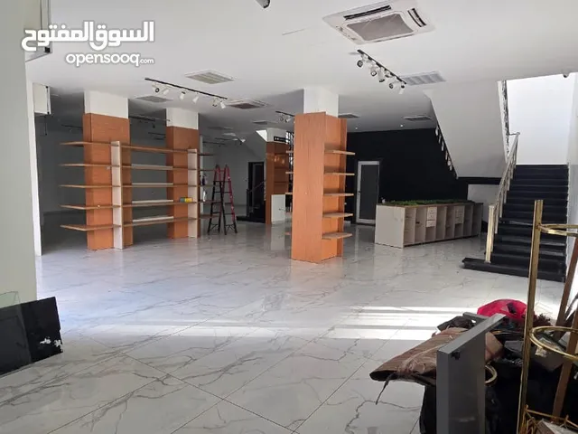 صاله دورين للايجار شارع عويطي