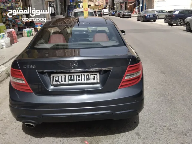 مرسيدس 180 s