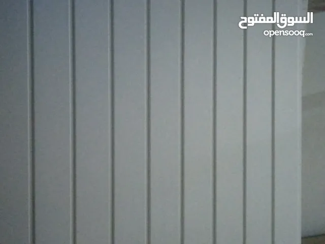 نقوم بعمل الدهانات الداخلية و الخارجية و الديكور