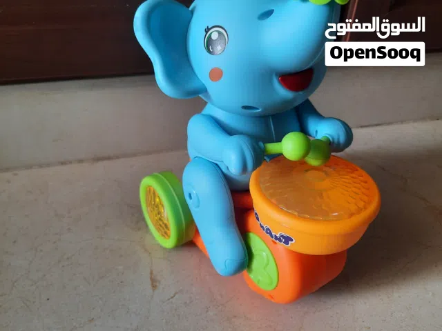 فيل طبال جديد