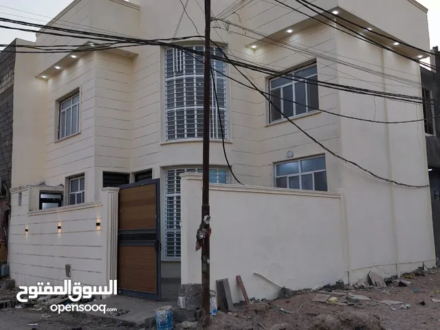 خدمات التنظيف بعد البناء والتجديد مع كادر متخصص بوجود مشرف على العمل– البصرة