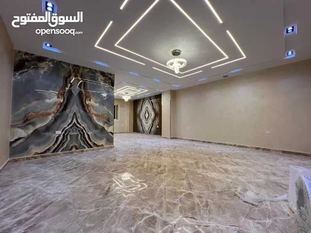 190 m2 3 Bedrooms Apartments for Sale in Giza Hadayek al-Ahram
