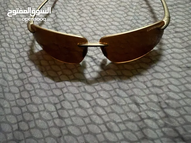 للبيع نظارة كاريرا جديدة