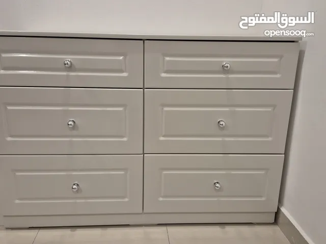 خزانة أدراج جديدة / New Dresser Drawers