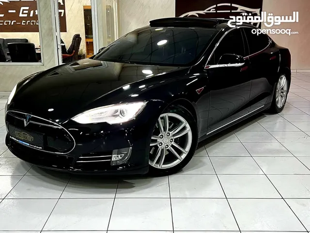 Tesla Model S 85 2015 وارد الوكالة البيع مع الرقم