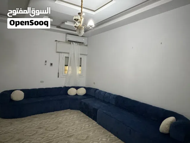 جلسة كنب عالية