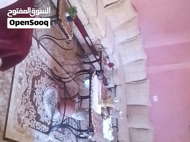 طقم كنب (جلسة عربية) للبيع