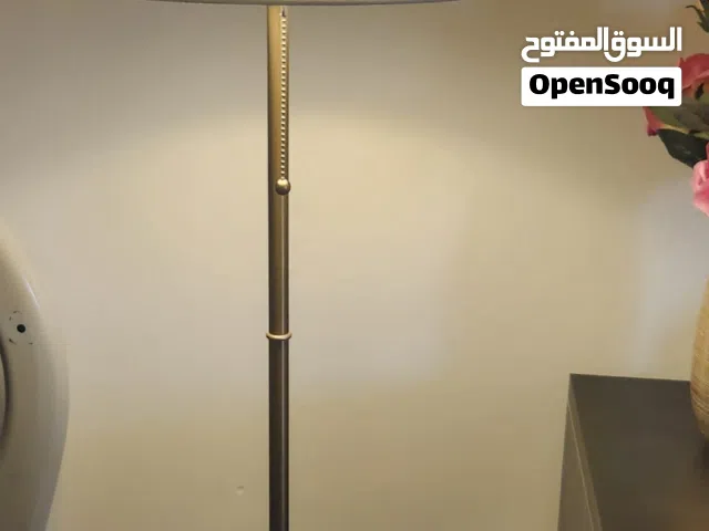 للبيع فلورلامب  ايكيا  مستعمل  نظيف