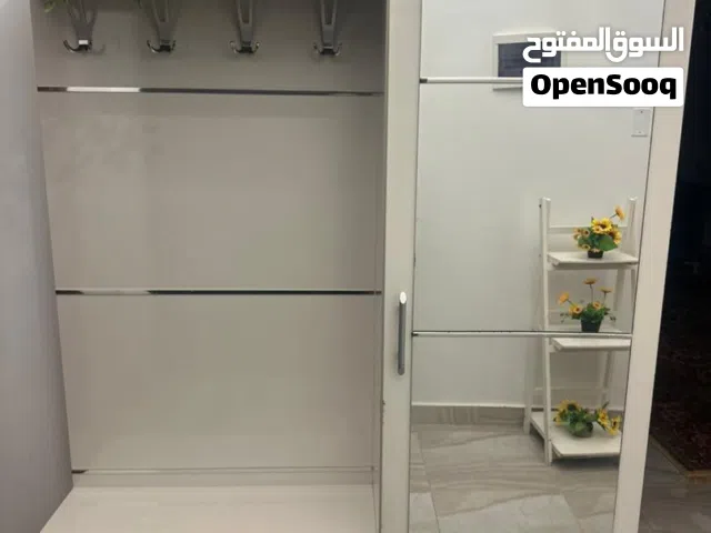 مدخل منزل جزامة حاملة احذية