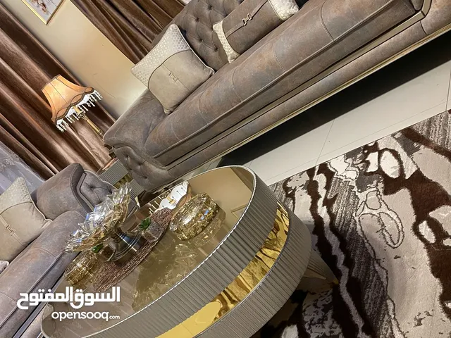 طقم كنب جديد تمامًا - لم يُستخدم