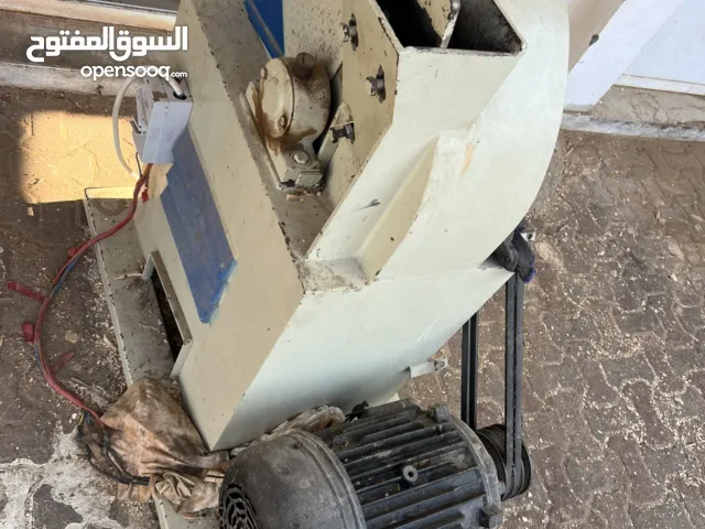 للبيع مكنة نشارات خشب