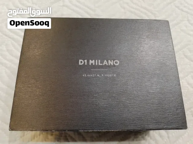 ساعة D1 milano الاصلية مع كامل مرفقاته شبه الجديد مستعمل بحالة الوكاله خفيفة  مصنوعة poly carbon