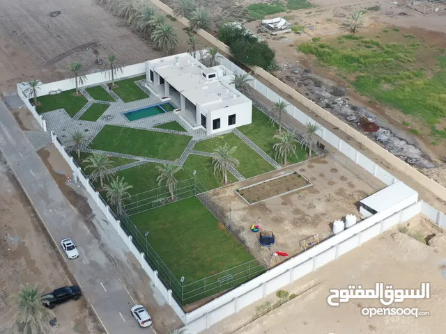 3 Bedrooms Farms for Sale in Al Batinah Barka