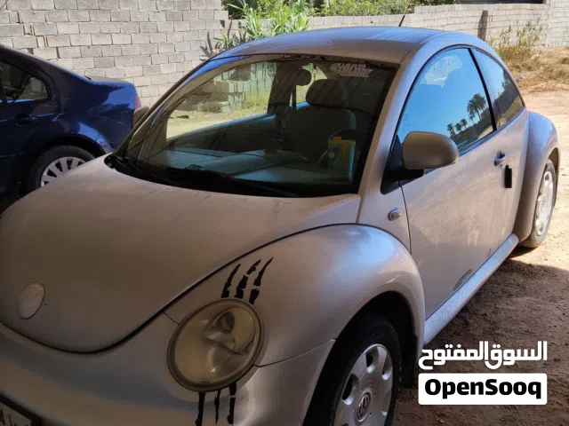2005 فولكسفاغن بيتل Standard