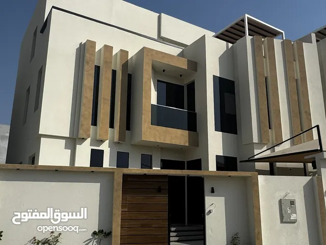 426 m2 More than 6 bedrooms Villa for Sale in Muscat Al Khoud