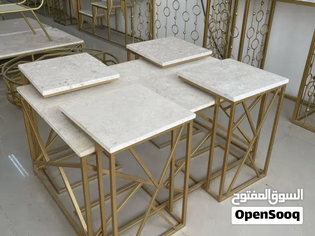 طقم طاولات خدمة مودرن رخام ذهبي راقي - Luxury Golden Marble Nesting Tables