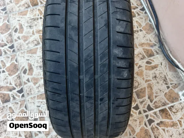 بحاله كالجديدة مقاس 19