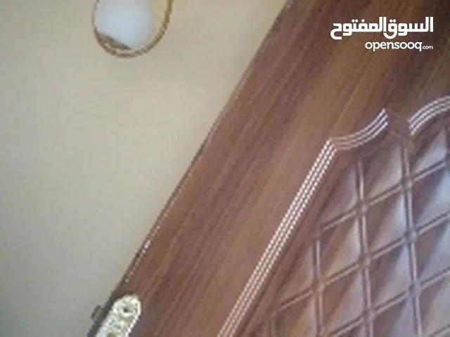 112 m2 5 Bedrooms Townhouse for Sale in Basra Tannumah