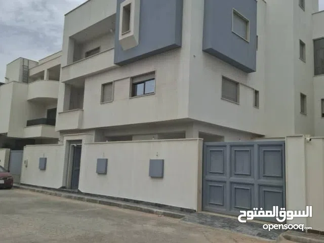 720 m2 More than 6 bedrooms Villa for Sale in Tripoli Al-Sabaa
