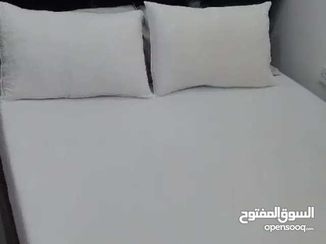 استديو ارضي نظيف جد داخل الفيلا، مفروش كامل 