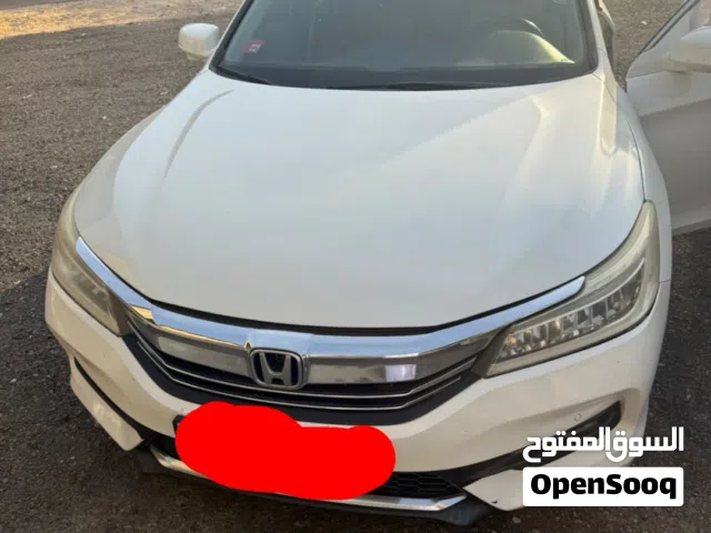 2016 هوندا اكورد V6 Sport