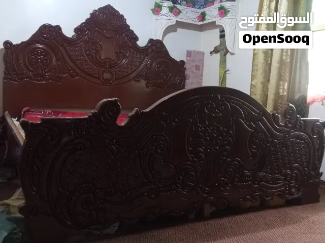 للبيع سرير ملكي ابو تاج