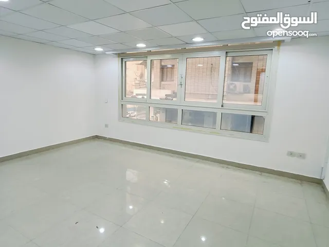 للشركات والمكاتب والعيادات مقر اداري للايجار شارع شهاب الرئيسي 200 متر