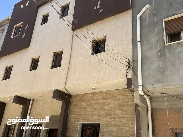 155 m2 3 Bedrooms Townhouse for Sale in Tripoli Hai Alsslam