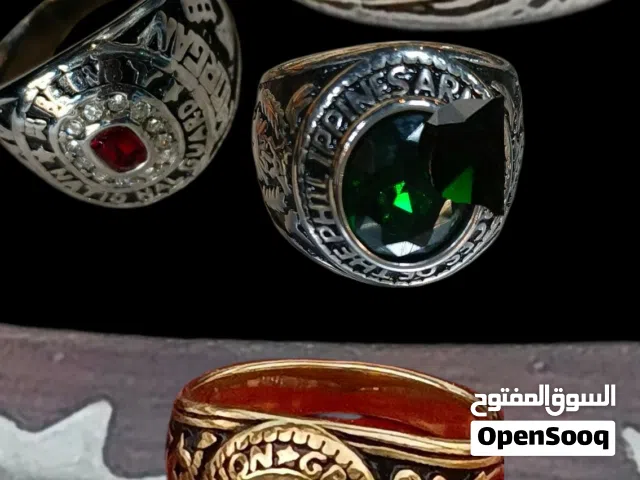 خواتم موديلات واحجار مختلفة من الاستل ستيل والنحاس وطلاء الذهب ونقشات مميزه ونظارات شمسية ماركات عال