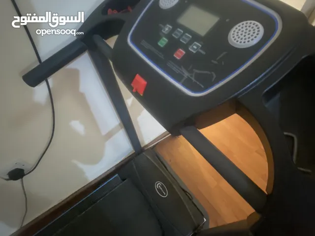 جهاز مشي رياضي