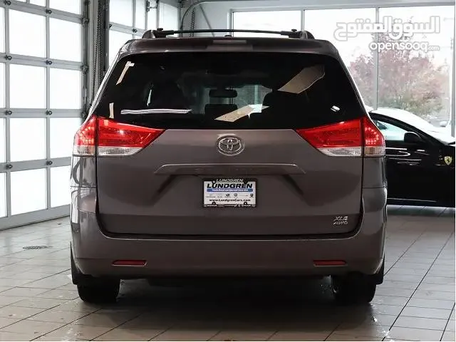 Used Toyota Sienna in Amman