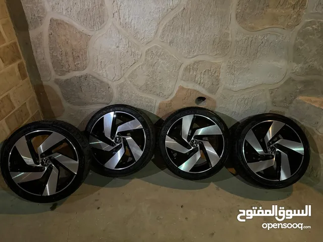 Kumho 18 Tyres in Jenin