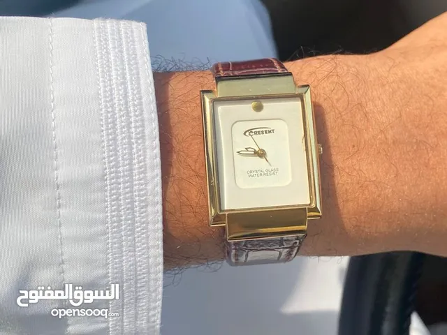 ساعات للبيع