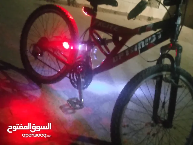 بسكليت امريكي بحاله ممتازه جدا جنط < 24 > بسعر مغري جدا جدا فقط