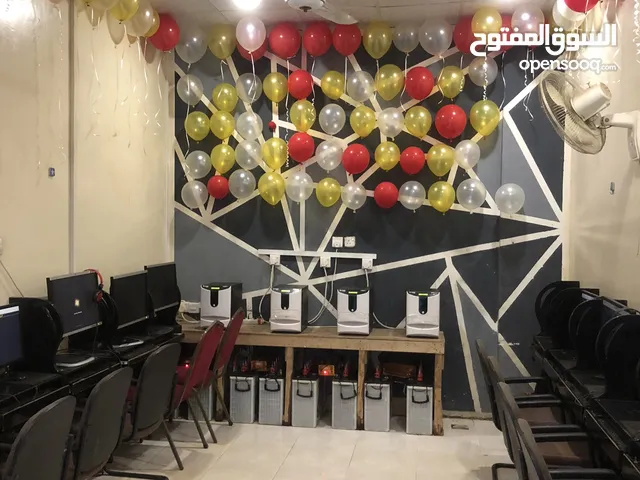 مقهى بشيخ عثمان موقع حيوي