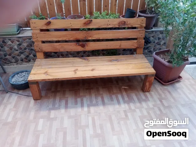 كراسي خشب للحديقه والترس