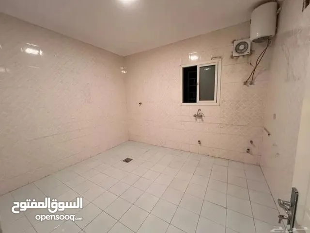 130 m2 5 Bedrooms Apartments for Rent in Mecca King Fahd