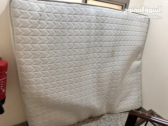 Iam providing Double sized mattress for sale (used)