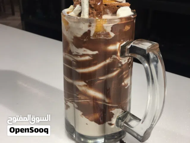 شيف محترف في العصيرات والحلا