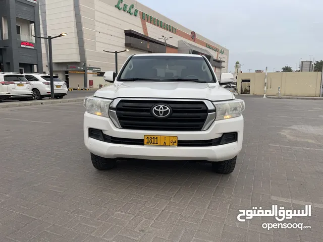 Toyota Land Cruiser 2020 in Muscat