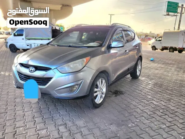 2010 هيونداي توسان Limited