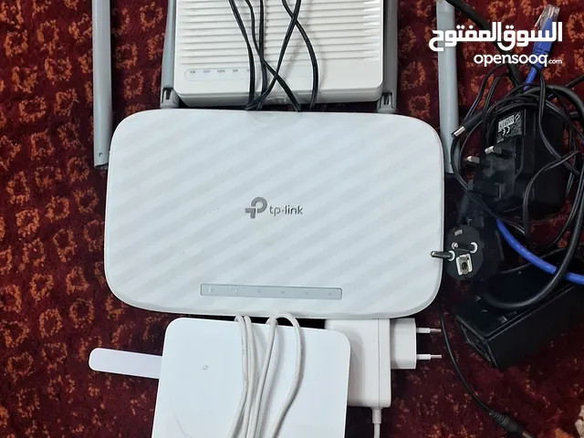 راوتر +مودم للبيع مع كامل الملحقات