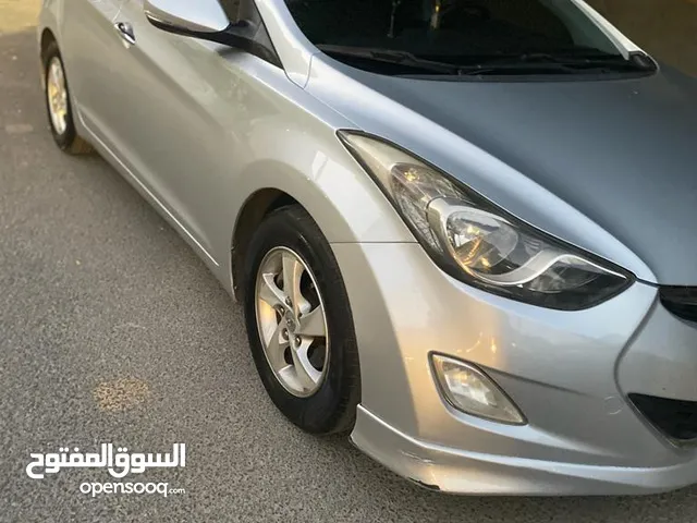 Used Hyundai Avante in Amman