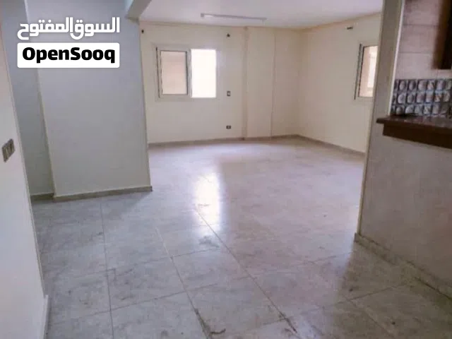 شقه للايجار لقطه كمباوند الكنده خلف نادي الصيد طريق الدائري المعادي غرفتين وريسبشن تصلح للعرسان