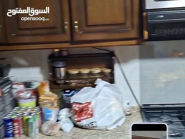 مطبخ خشب بلوط مستعمل نظيف جدا