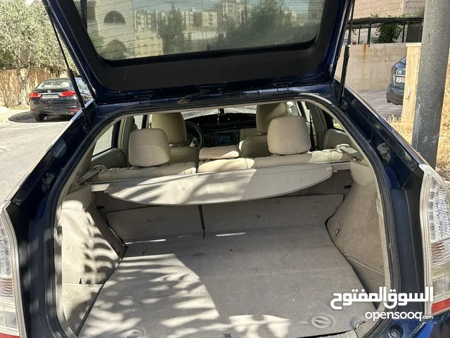 Used Toyota Prius in Amman